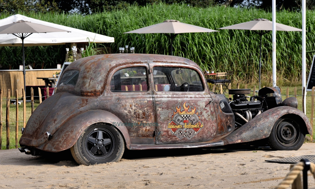 CD86EDD9-016B-49E9-AAF0-88DB61FD101F