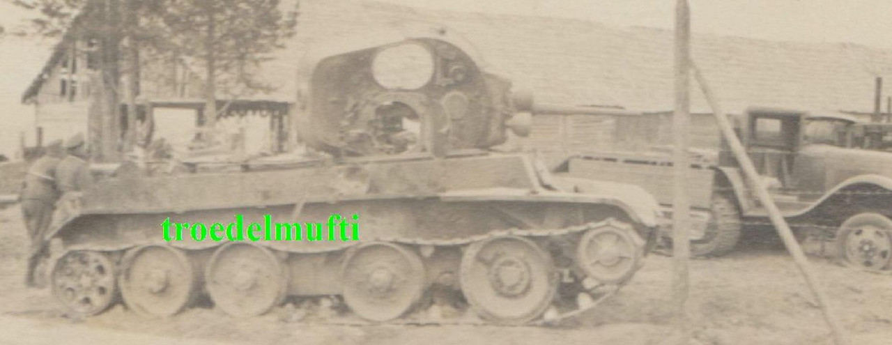 (kar1k)_sov_gruzovik_polugus_bt7_salla_0403a