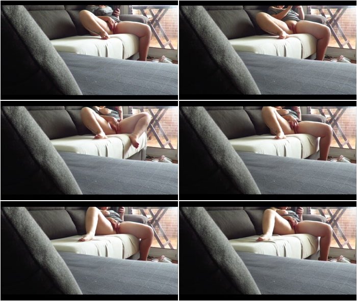 [Image: fingering-pussy-on-the-couch-3.jpg]