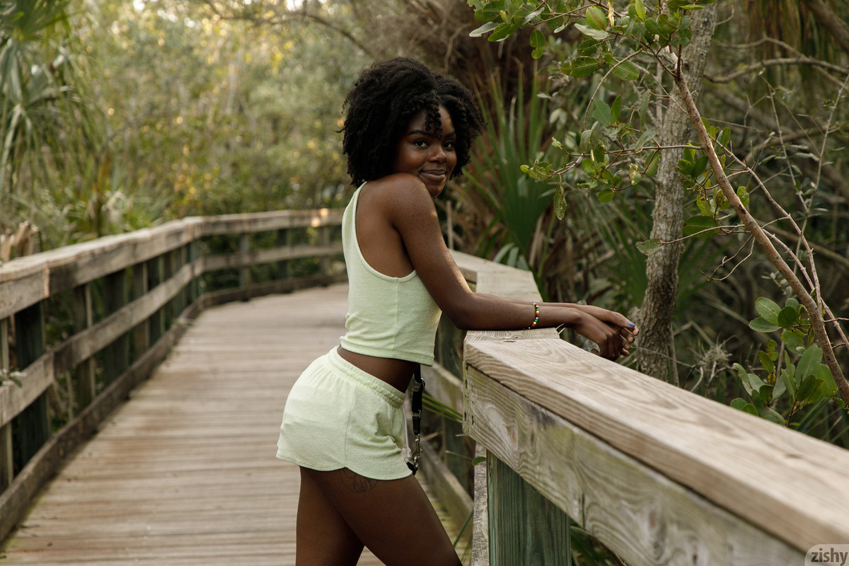 full_006_1013561124161234