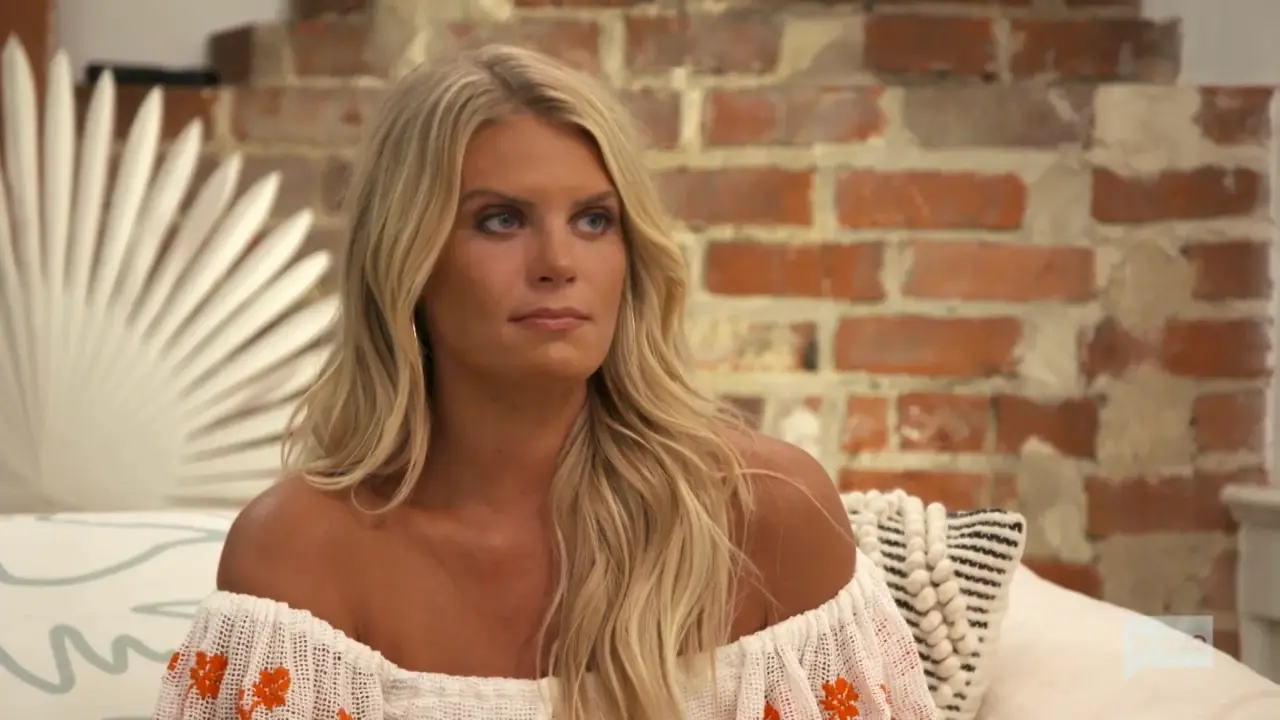 Madison Confronts Troll JT for Stirring