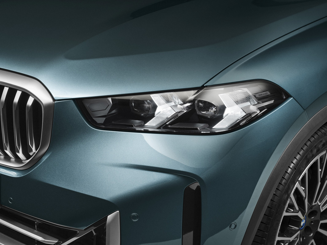 P90492265_highRes_the-new-bmw-x5-xdriv