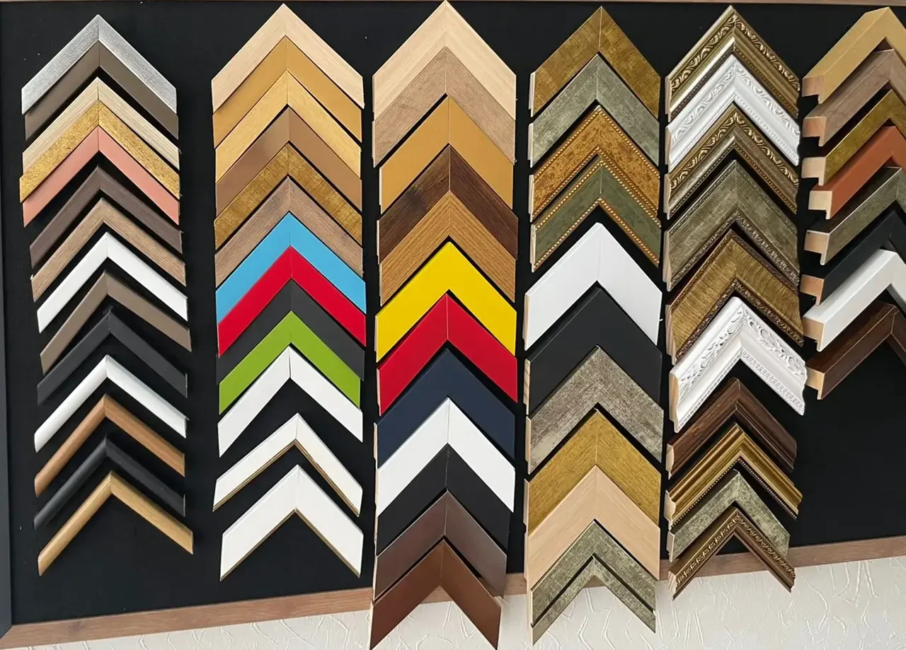 Mostruário de molduras Oficina do Quadro