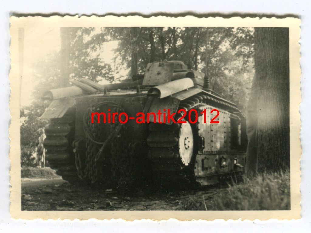 Wehrmacht, zerstörter Panzer, Char B1, Frankreic