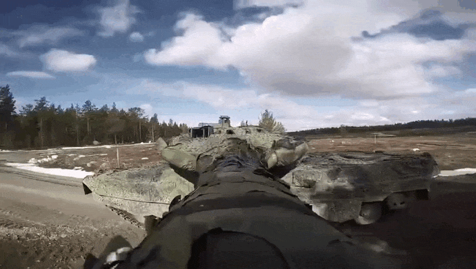 https://i.postimg.cc/ZKNcqM8t/video-2026-08-14-06-51-08-(1).gif
