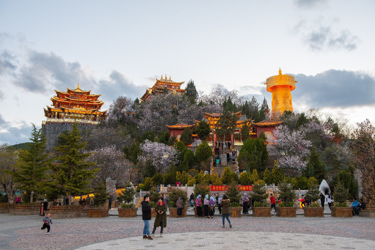 Yunnan 2019 - Blogs de China - Dia 8 - Shangrila, Monastery Songzanglin y Potatso National Park (32)