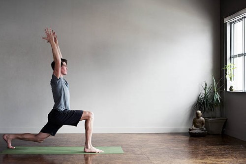 yoga Kustošija