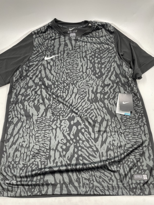 NIKE DRI-FIT BLACK ANIMAL PRINT SHIRT 