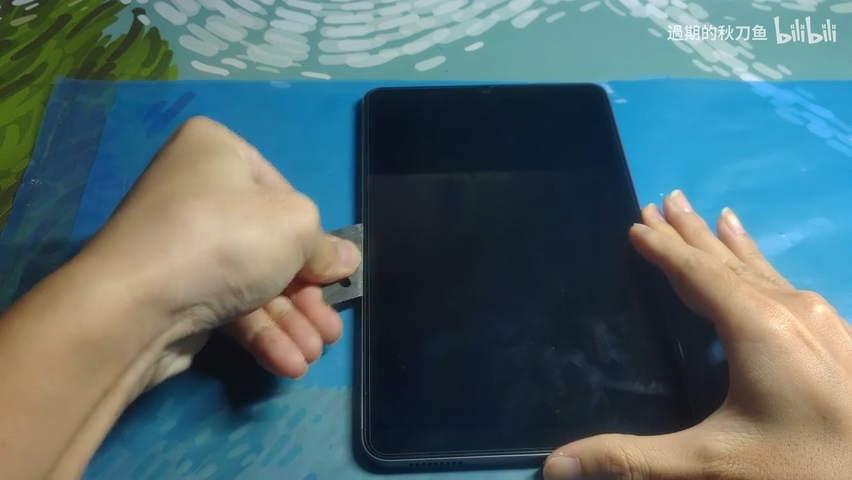 酷比魔方掌玩mini拆机教程 改装闪光灯.mp4_snapshot_00.32_[2024.06.15_23.07.03]