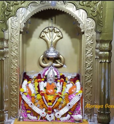 २.स्वयंभू गणपती चा चिंचवड येथील फोटो