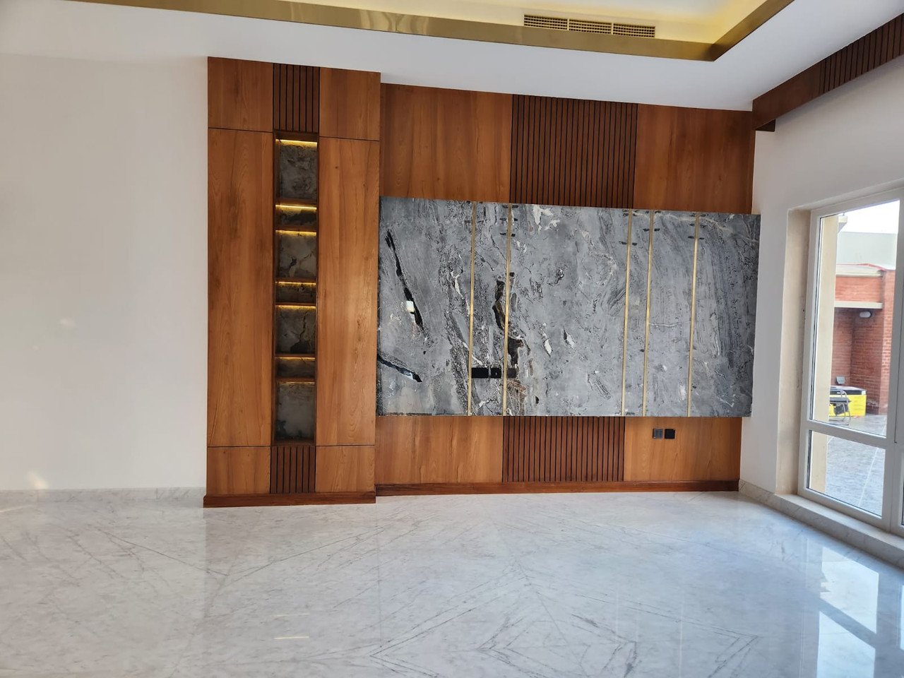 Integrated Wood & Marble Unit