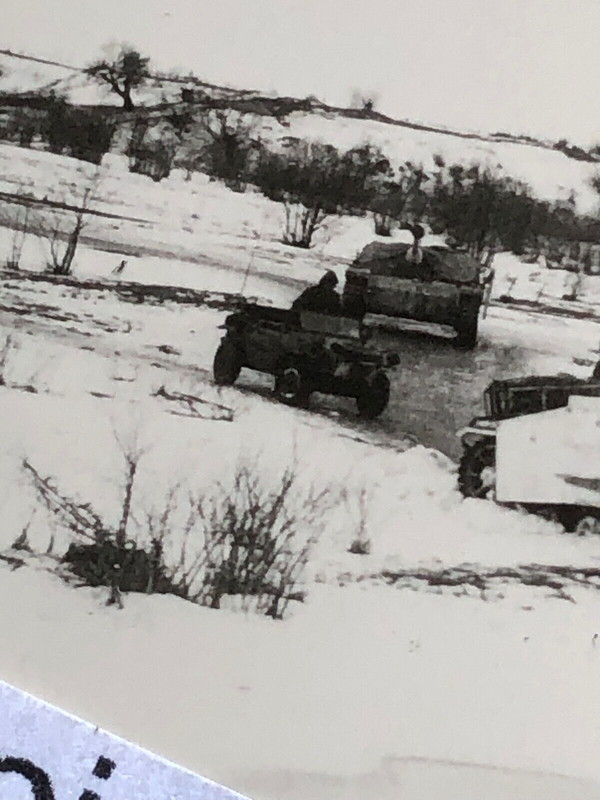 Altes Foto-Sturmgeschütz-Langrohr-Seitenschürzen-Camo-Schwimmwagen-Brücke-3