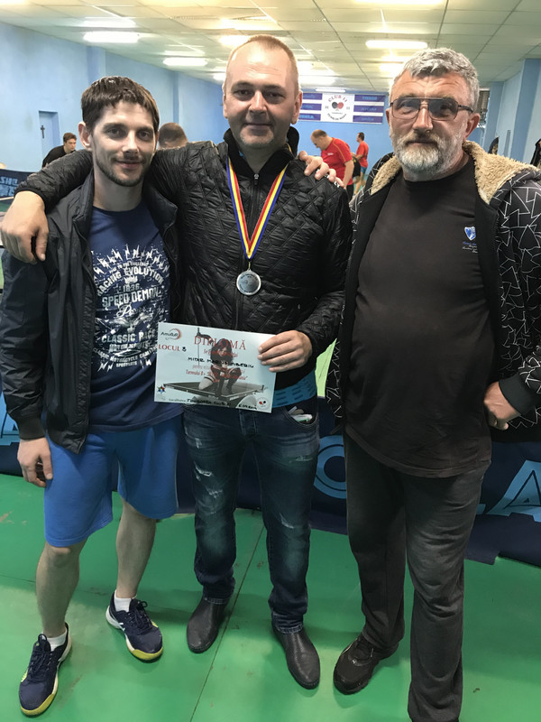 68EF0898-BD8D-4E27-AC68-03279E9EC2BB