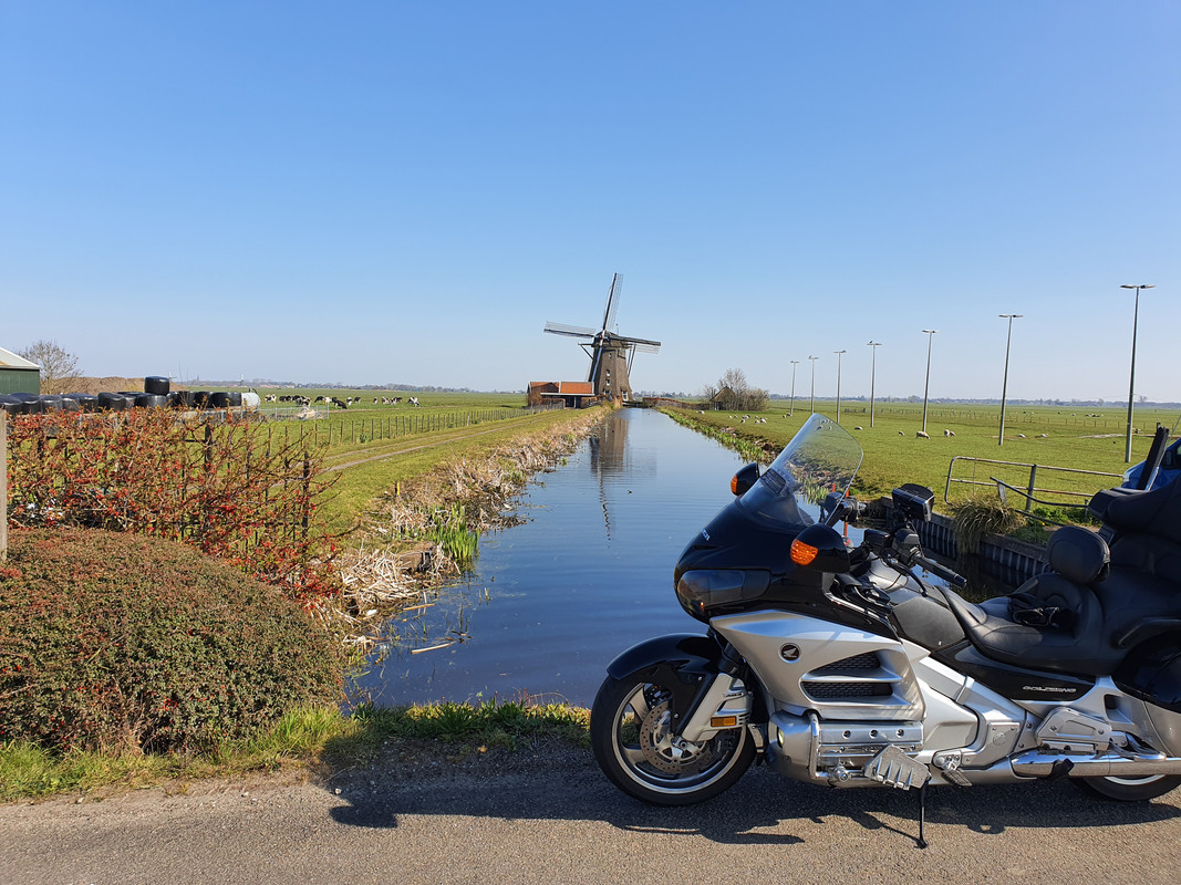 Pieter Zuijkerbuijk, De Dikke Molen 01 Alphen aan den Rijn 05-04-2020