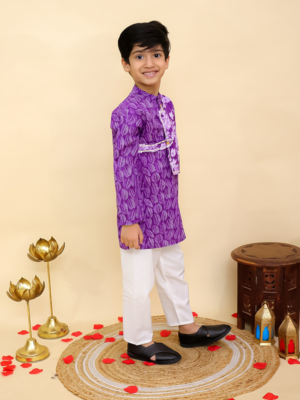Cotton Leaf Printed Kurta Pyjama Set Full sleeves Kurta Pajama Set For Boys - Picture 16 of 27