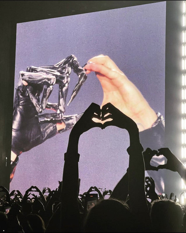 2DADF50B-CEB8-4E48-B7A6-59EF33CC5D12