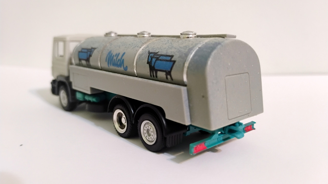 Mach (3384)