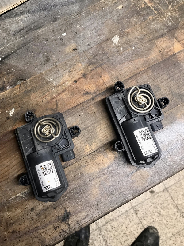 6417C79F-3110-4A7E-813E-A2CA106C1417