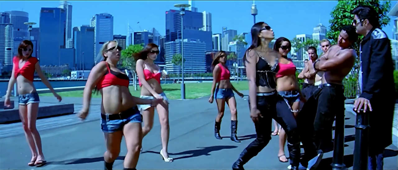 Anushka Shetty Title 4K Song from Okka Magadu2025-04-24 18-03-46-026-61