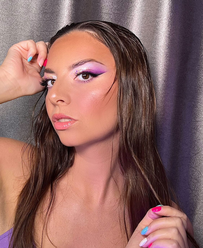 2767E00A-5A8A-460C-9D92-8B45B208DD59