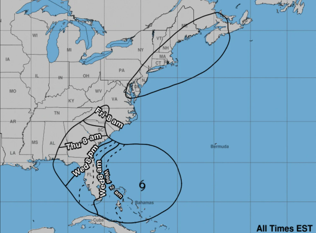 Nicole impacta contra las Bahamas, pero seguirá su trayectoria hacia Florida