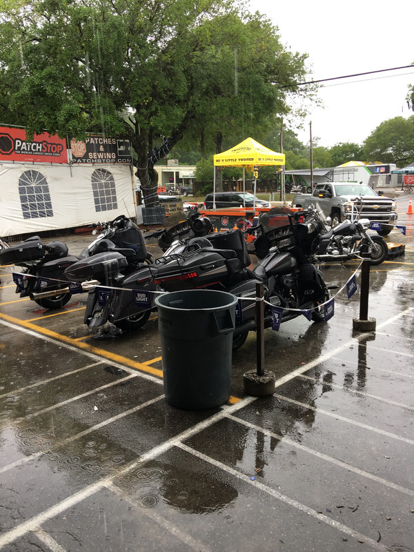 8A5AC35C-2ADE-4709-AF39-6A0C5C69EF1B