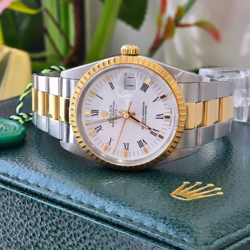 Rolex  Oyster  Perpetual   Date 34mm