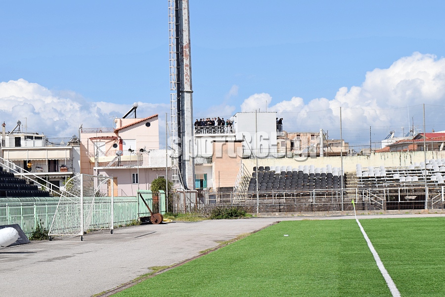 , &Pi;&rho;&omega;&tau;&alpha;&theta;&lambda;&eta;&tau;ή&sigmaf; &Mu;&epsilon;&sigma;&sigma;&eta;&nu;ί&alpha;&sigmaf; &tau;&omicron; 3&omicron; &Lambda;ύ&kappa;&epsilon;&iota;&omicron; &Kappa;&alpha;&lambda;&alpha;&mu;ά&tau;&alpha;&sigmaf;, &mu;&epsilon; &tau;&omicron;&upsilon;&sigmaf; &mu;&alpha;&theta;&eta;&tau;έ&sigmaf; &sigma;&tau;&iota;&sigmaf;… &tau;&alpha;&rho;ά&tau;&sigma;&epsilon;&sigmaf; (&phi;&omega;&tau;ό & &beta;ί&nu;&tau;&epsilon;&omicron;)