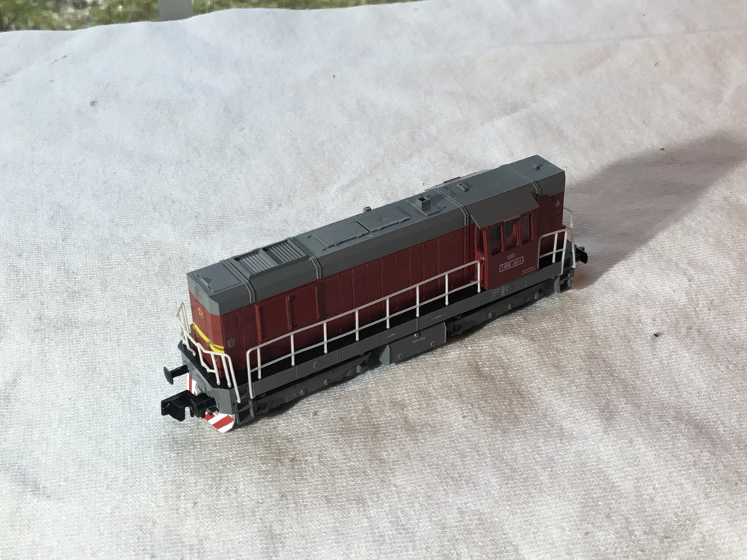 DFE0E6AC-78AD-4B44-A814-B77FDDC2EB2C