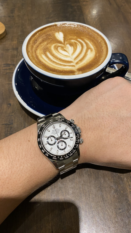 A5B385D4-E0E7-4144-890F-906C6E4C8C6A