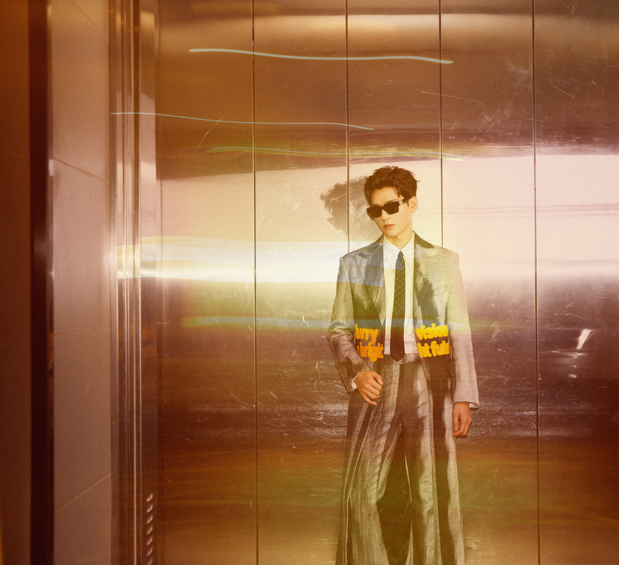 006DurXoly1hegl74540pj33sa3ggqvd