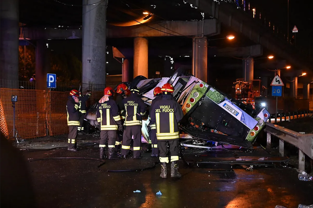 Accidente de autobús en Venecia deja al menos 21 personas muertas