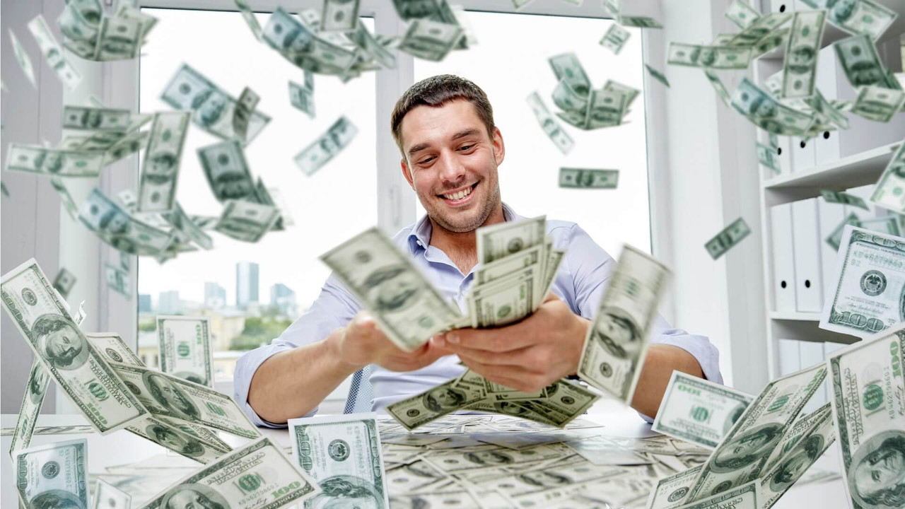 تريد أن تصبح مليونيرا؟ استبدل أجهزتك التالفة ولا تصلحها 