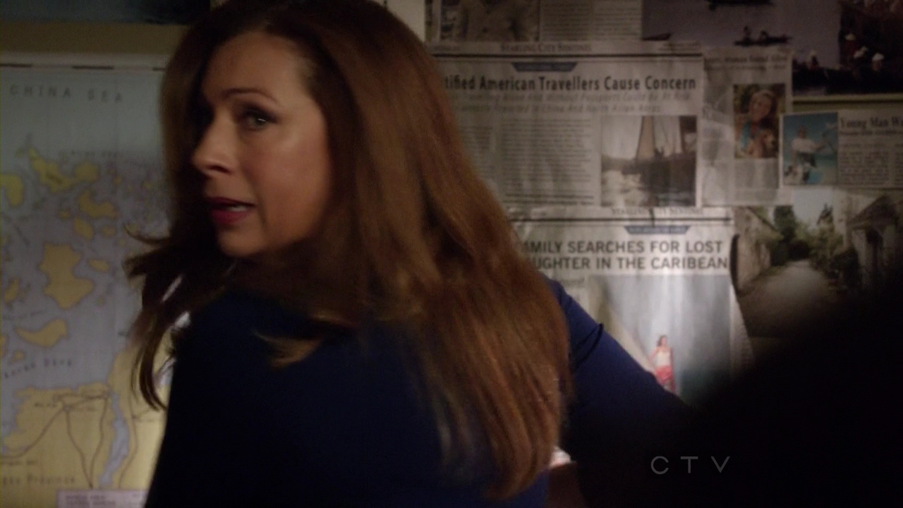 Fotos 01722 Arrow.S01E18.720p.HDTV.X264-DIMENSIO