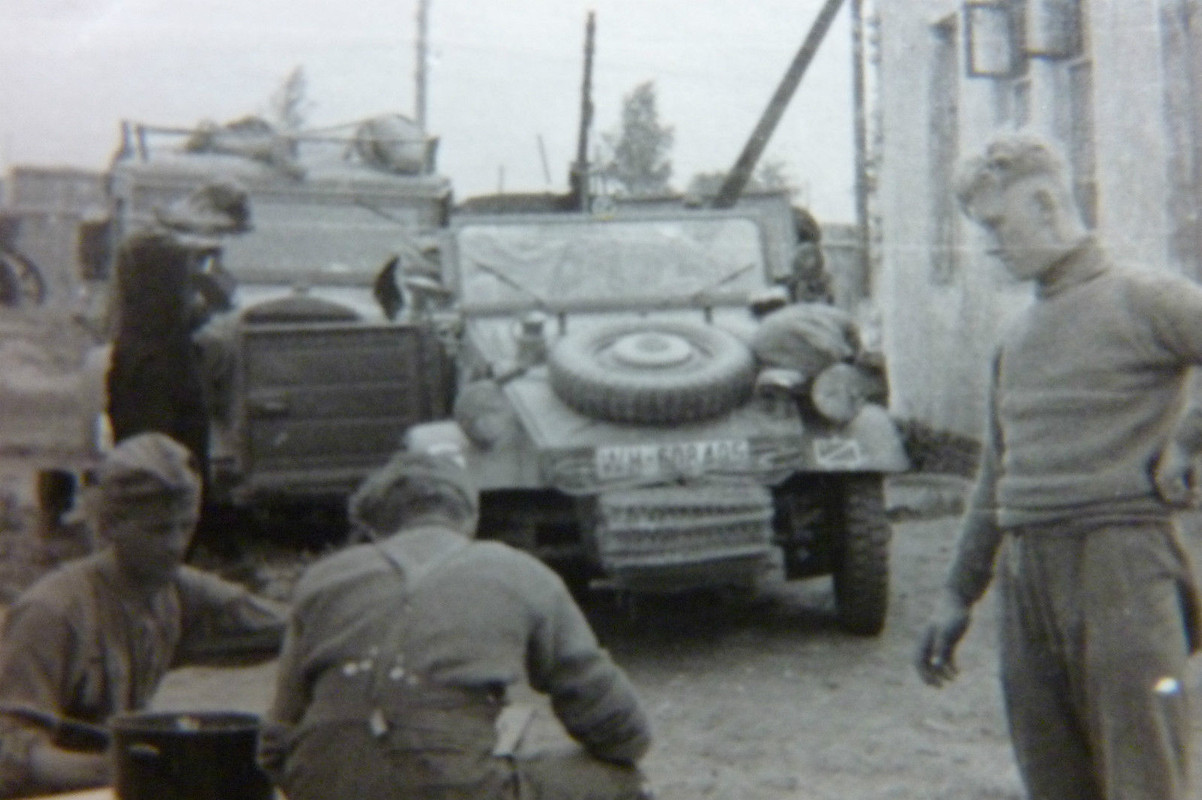 VW KÜBEL, BMW Krad ,Schilder Feldjäger, 17. Panz