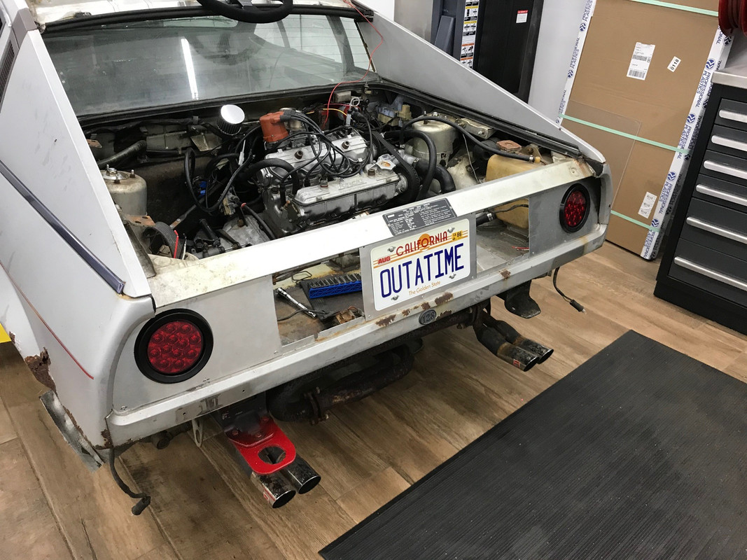 rear lights and plate