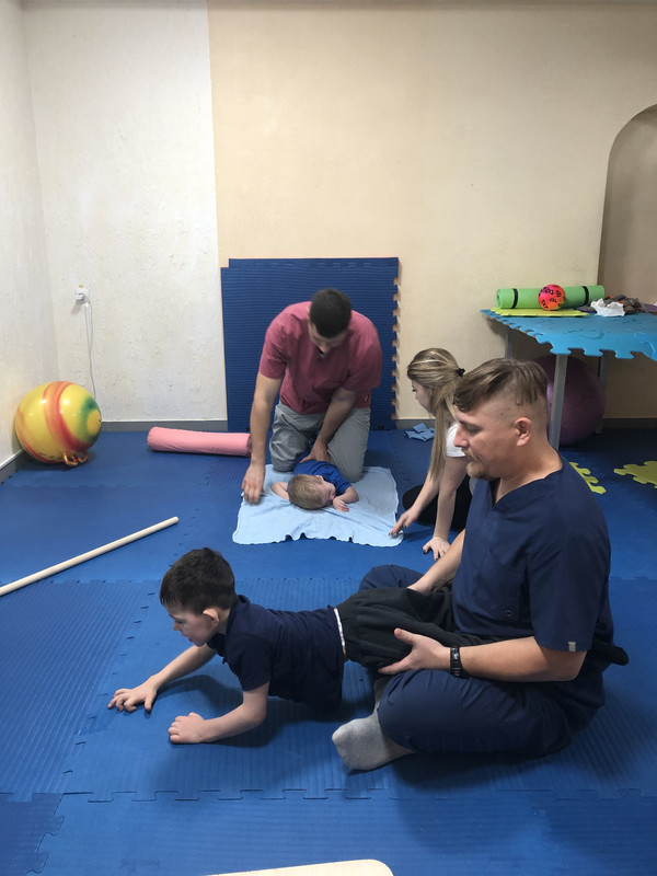 76863D04-31B8-4FBD-B80F-8F4E1FD8D290