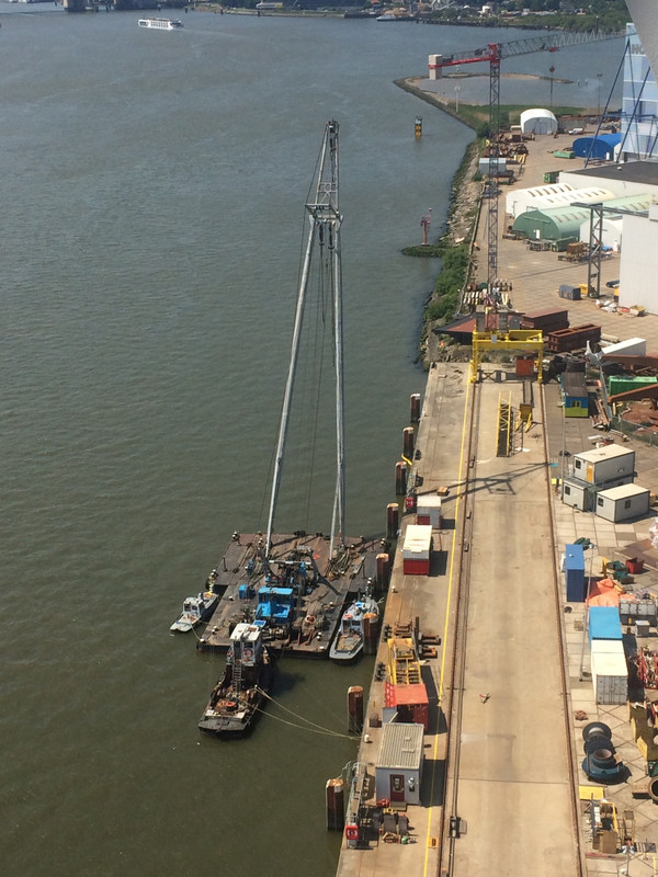 4CAF5676-CC26-498C-BB93-5091D6D63F91