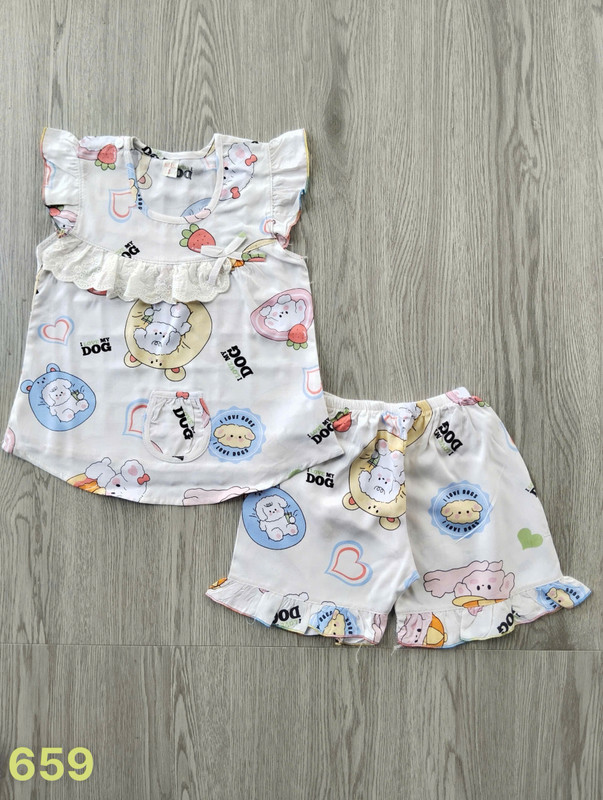 Bé gái QNCT Lô 659 Size 1