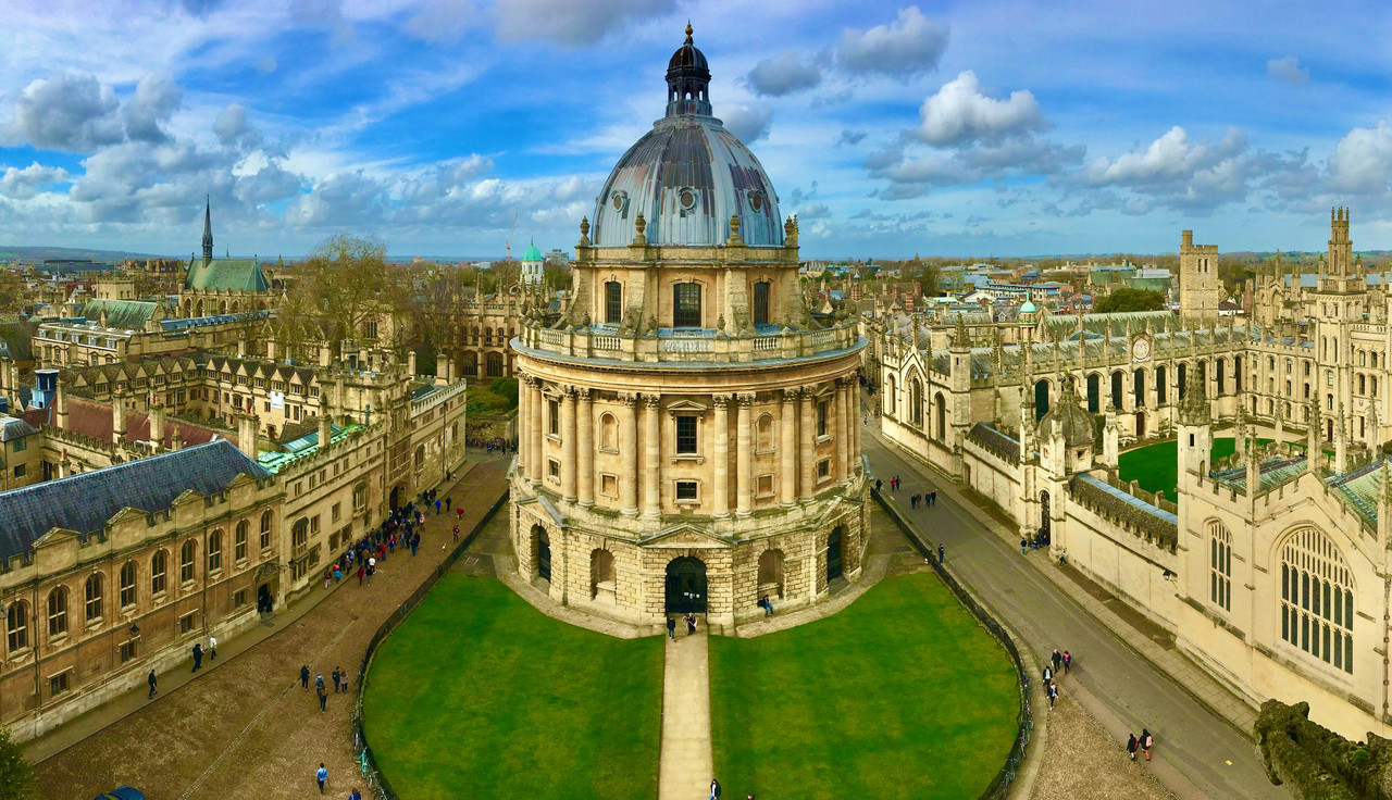 Oxford college courtyard