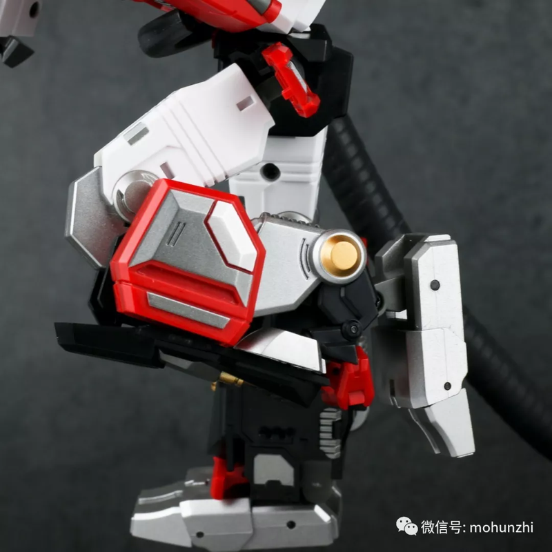 Generation-Toys-gt-11-red-bull-37