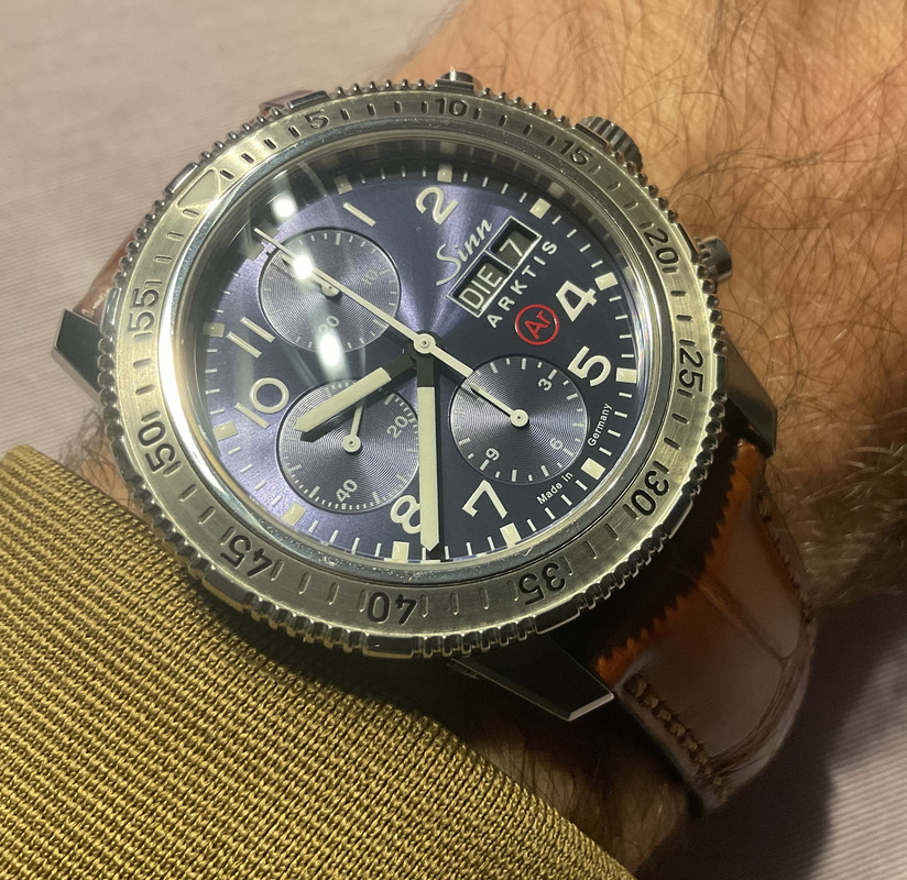 52EB72E9-24DF-436E-B597-29CDC268548C