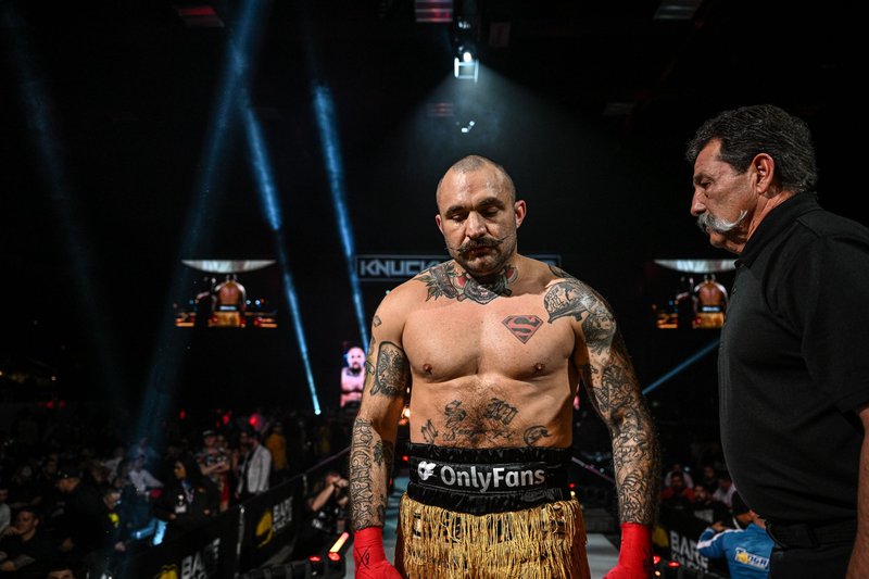 Бивш шампион на BKFC с брутални разкъсвания по лицето след BKFC 74