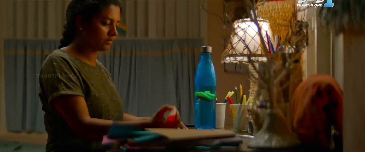 Vishudha Mejo 2022 WebRip [Tamil] 480p, 720p Screenshot