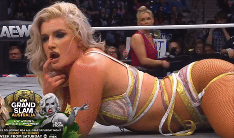 Toni-Storm25a.gif