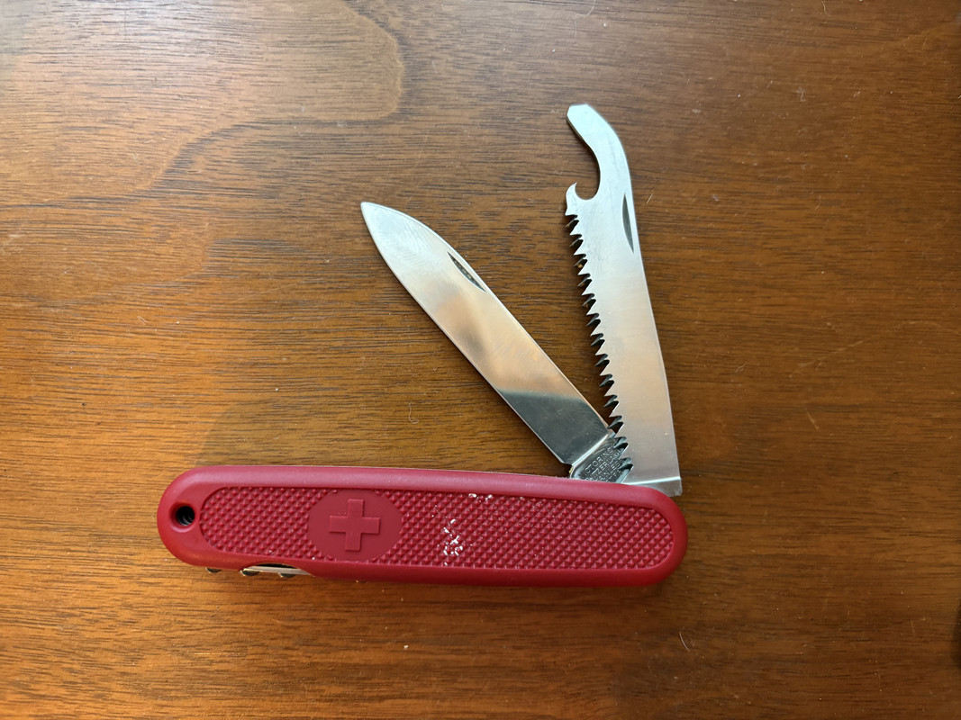 Victorinox_nylon.jpg