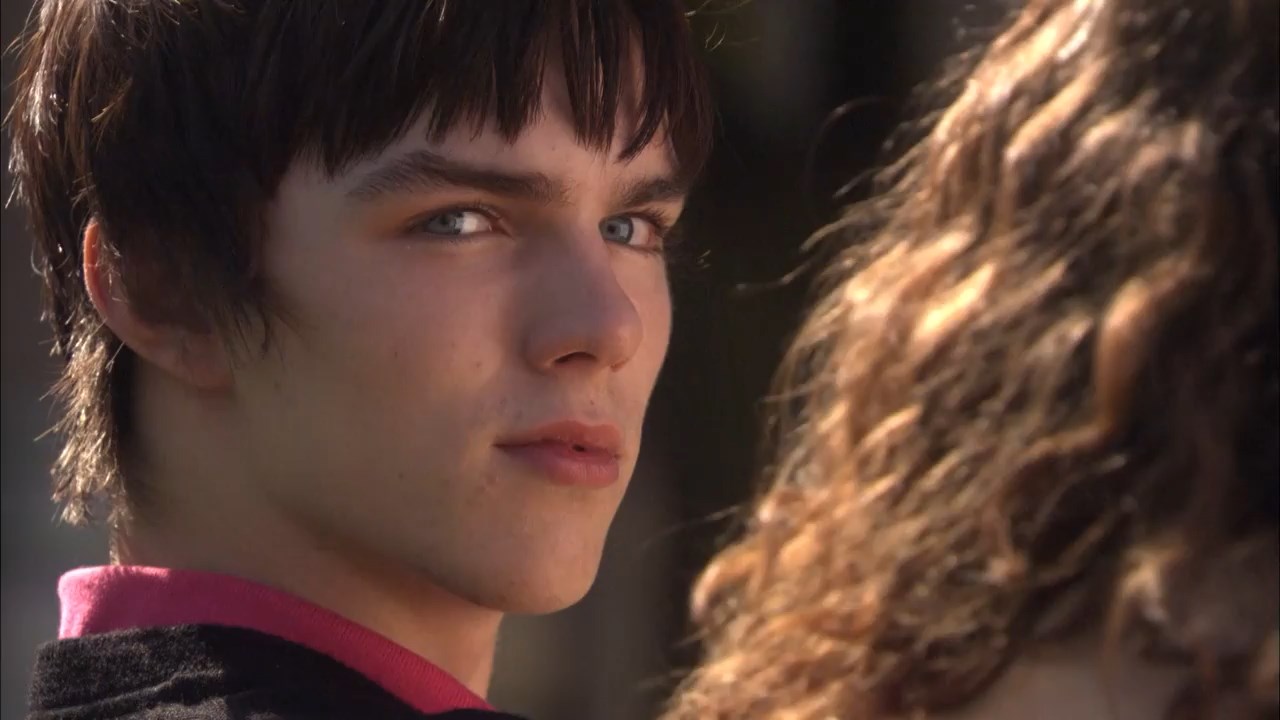 Skins (2007) Season 1 [Hindi + Tamil + Telugu + English] WebRip 480p, 720p ESub - Complete Screenshot