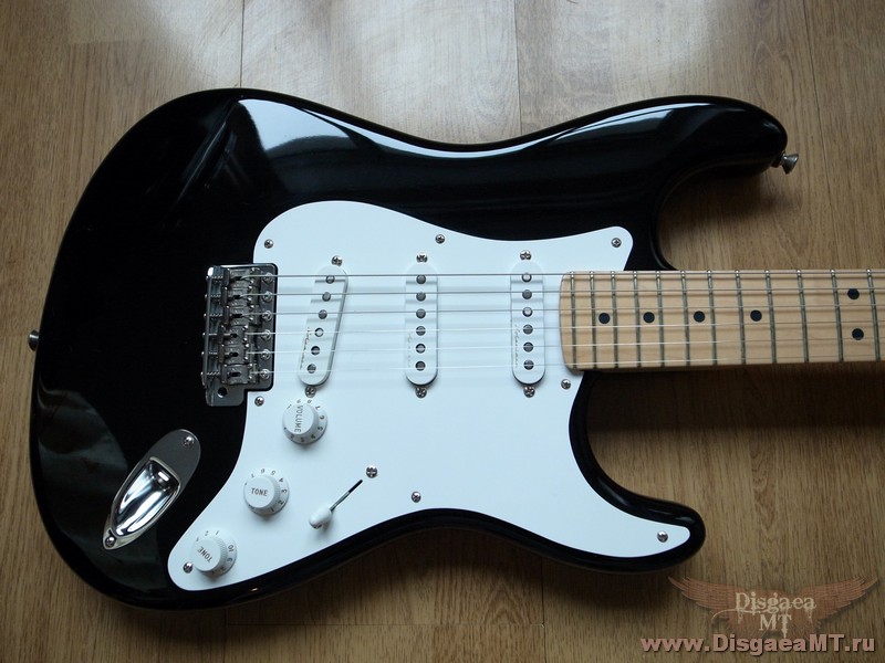 Fender_Eric_Clapton_Signature_3rd-Blackie_008
