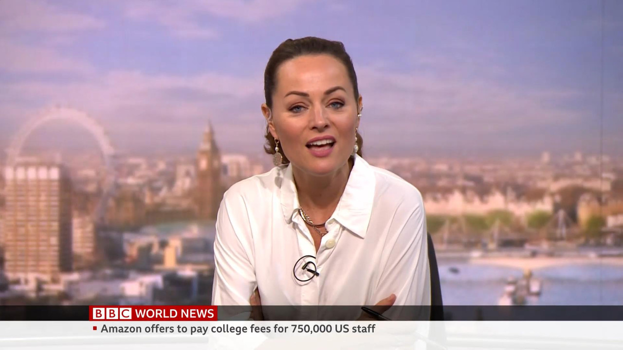 09.10 - 06.00.00 - BBC World News. News. Reporting on the day's inter....ts_snapshot_27.32_[2021.09.
