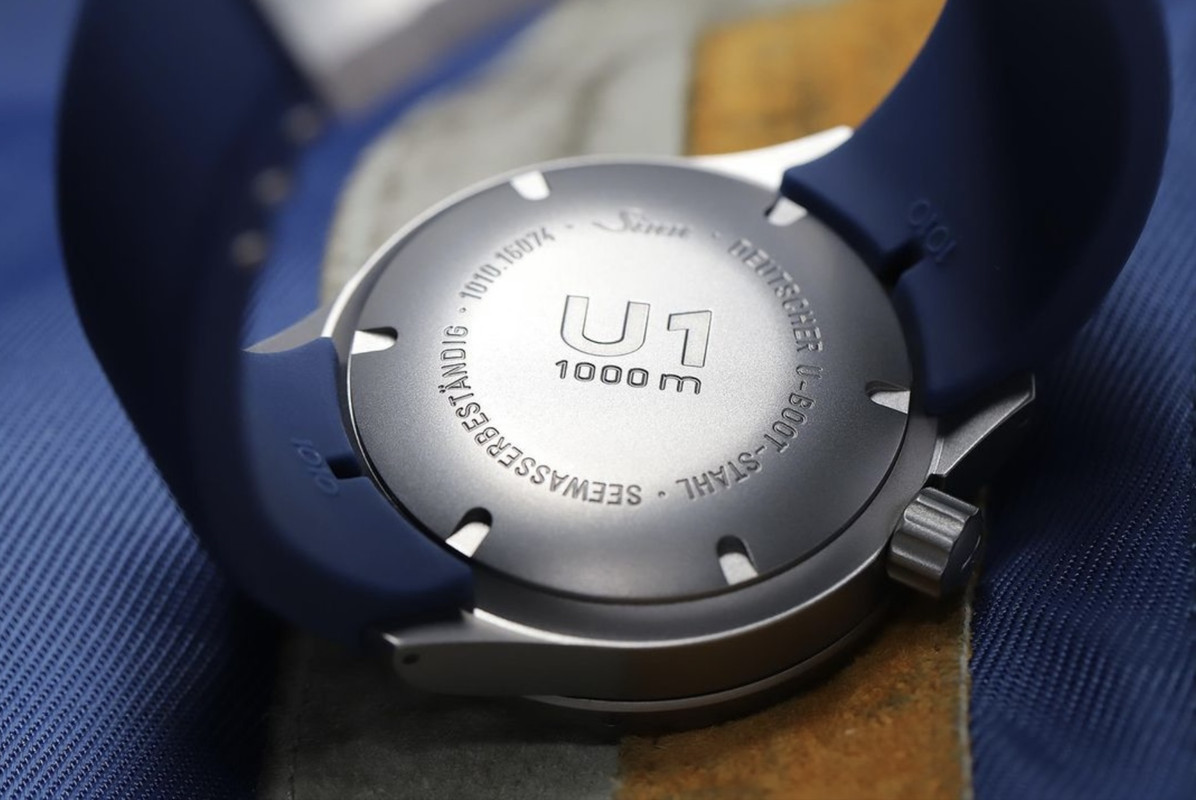 15B1FC8A-DEBB-4C50-B825-93A17AD991AD